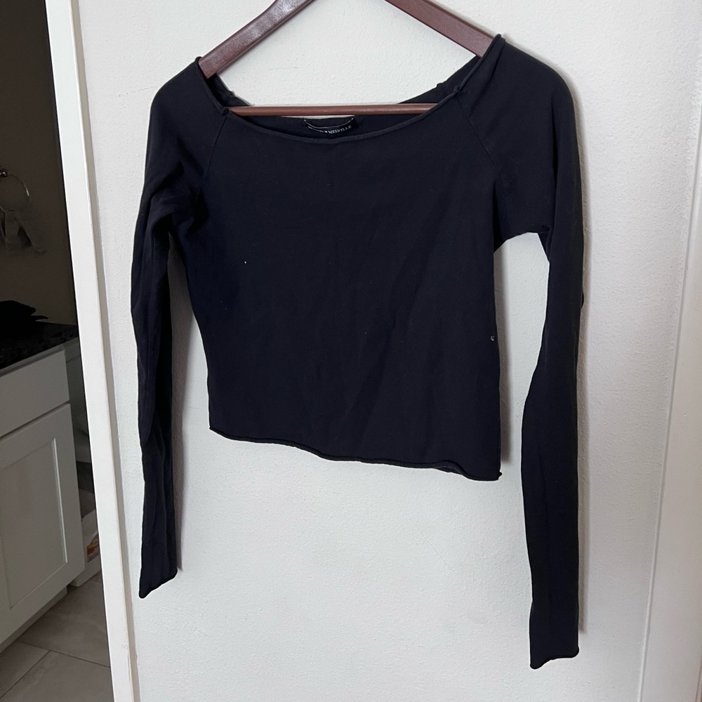 cropped black long sleeve